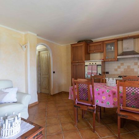 Villa Iris With Pool Baja Sardinia Phòng bức ảnh