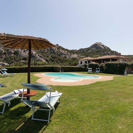 Villa Iris With Pool Baja Sardinia Ngoại thất bức ảnh