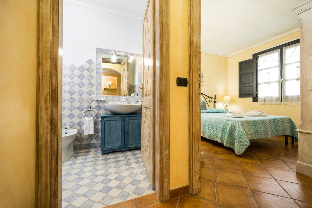 Villa Iris With Pool Baja Sardinia Ngoại thất bức ảnh