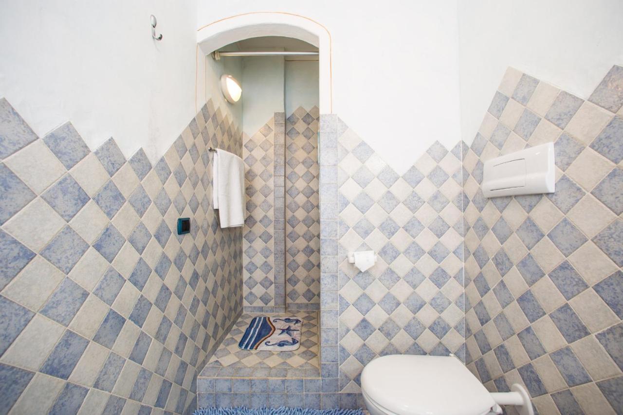 Villa Iris With Pool Baja Sardinia Ngoại thất bức ảnh