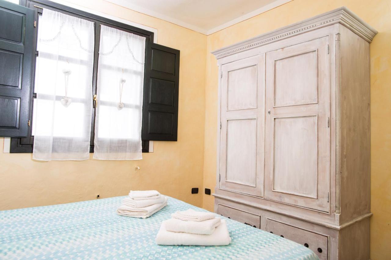 Villa Iris With Pool Baja Sardinia Ngoại thất bức ảnh