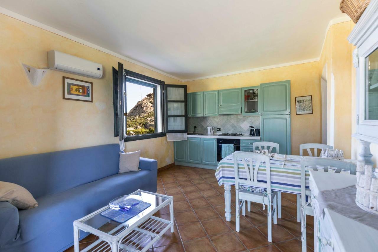 Villa Iris With Pool Baja Sardinia Ngoại thất bức ảnh