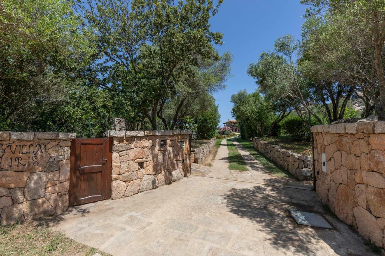 Villa Iris With Pool Baja Sardinia Ngoại thất bức ảnh